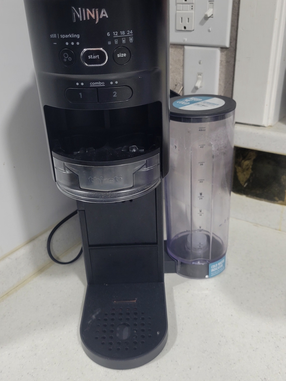 Ninja Black Single-Serve Countertop Beverage Maker with Clear Reservoir